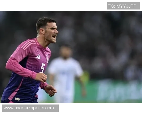 德天空报道格罗斯明日将在布莱顿进行体检一切顺利按计划进行